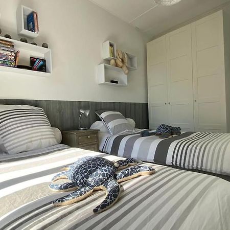 La Baie Latitude, Gite Proche Mer Avec Jardin 르크로토이 외부 사진