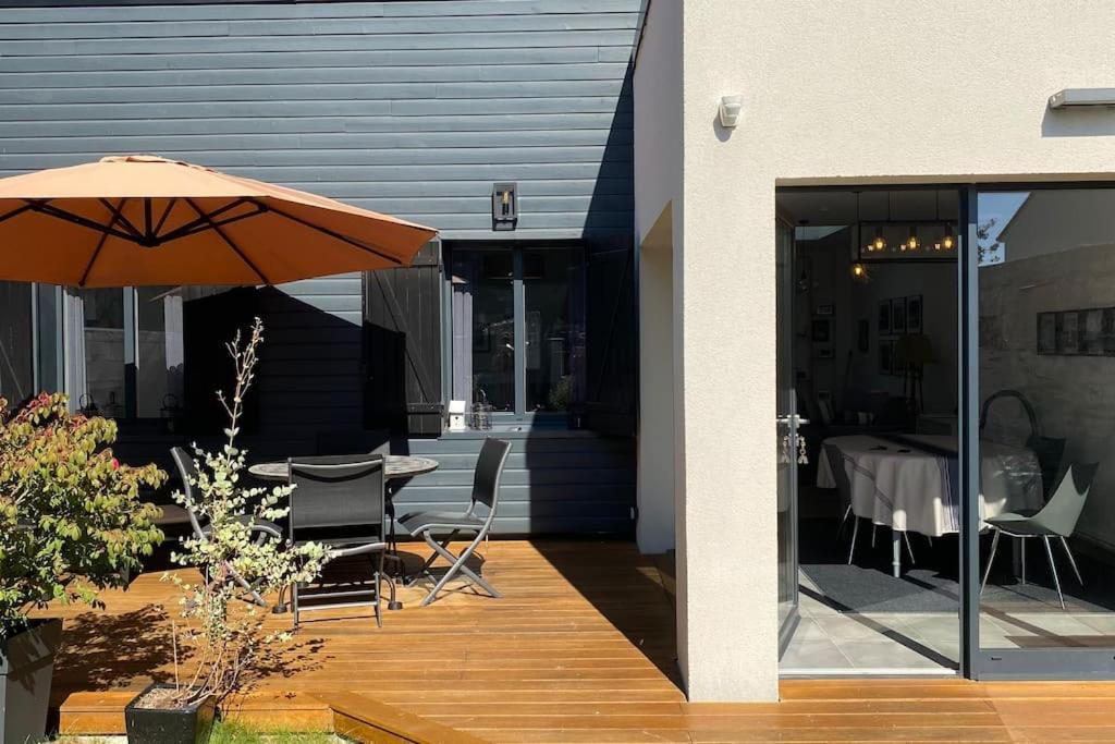 La Baie Latitude, Gite Proche Mer Avec Jardin 르크로토이 외부 사진